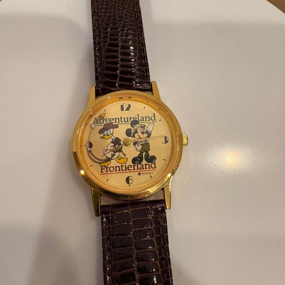 Rare Vintage Cast Member Watch Adventureland & Frontierland Walt Disney Company